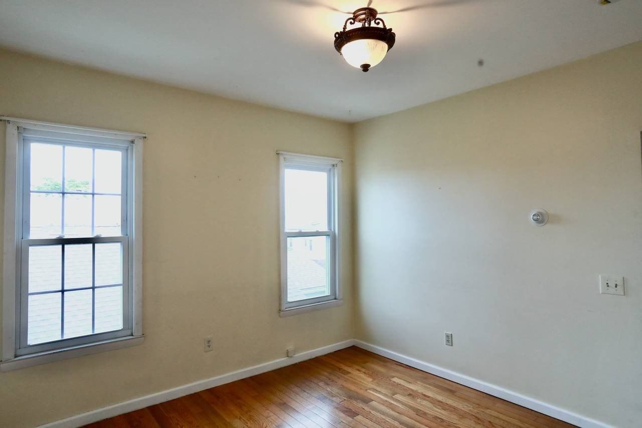 116 Ogden St #120 - Photo 7 of 19