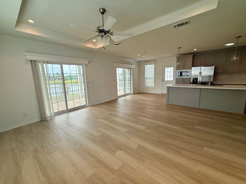 7608 Lakeshore Dr #3019 - Photo 5 of 18