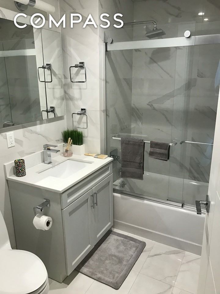 525 Myrtle Ave #204 - Photo 4 of 9