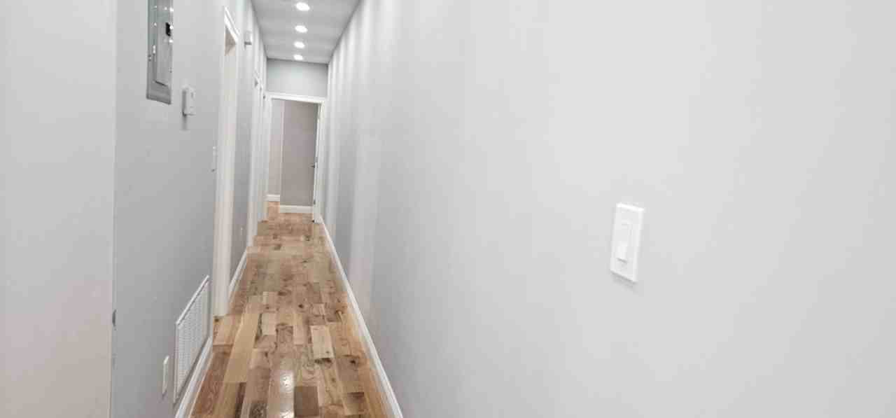 10827 171st Pl #2ndFL - Photo 6 of 23