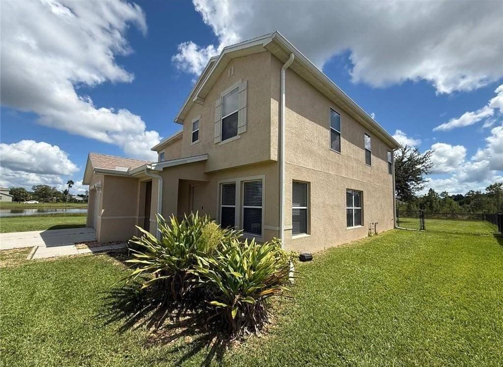 18168 Horizon View Blvd - Photo 6 of 31
