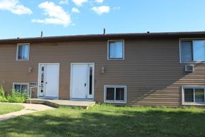 featured image of 1016 N Maple St #B