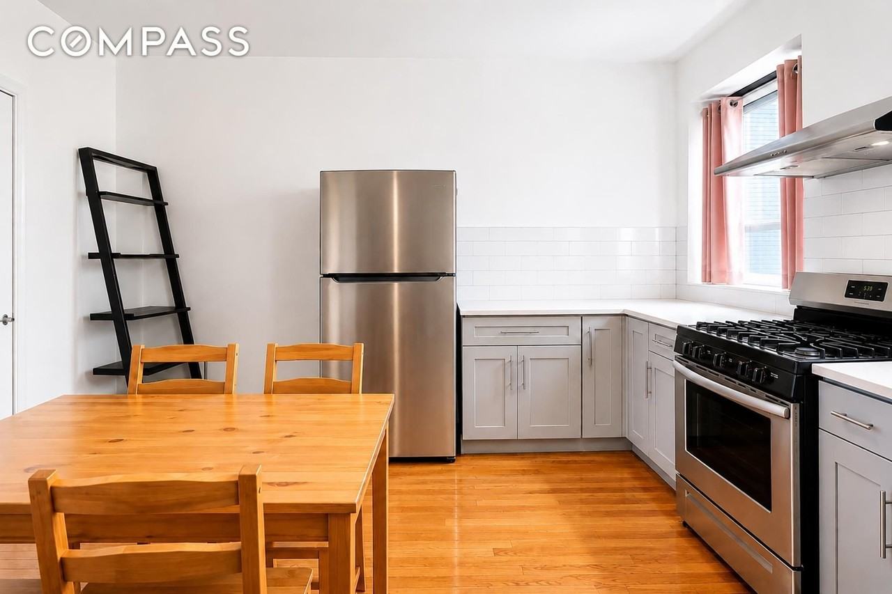 205 W 103rd St #6B - Photo 2 of 10