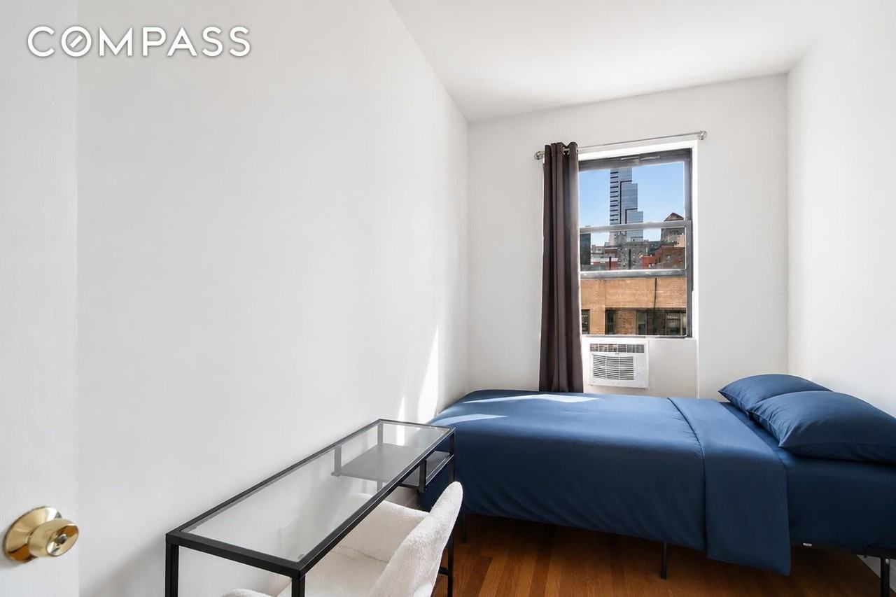 205 W 103rd St #6B - Photo 5 of 10