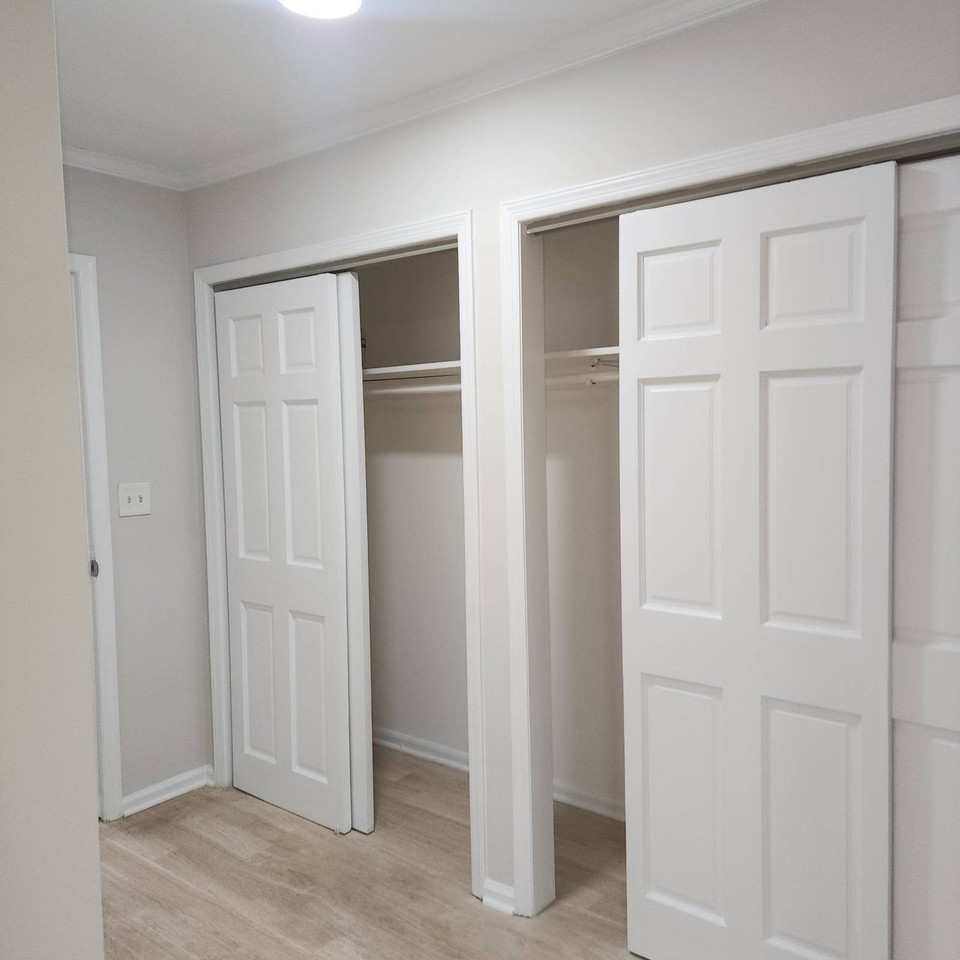 70 Elm Ave - Photo 3 of 11
