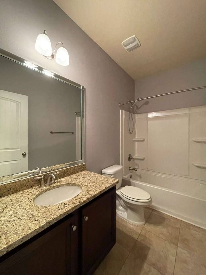 5010 Maggie Ln - Photo 6 of 26