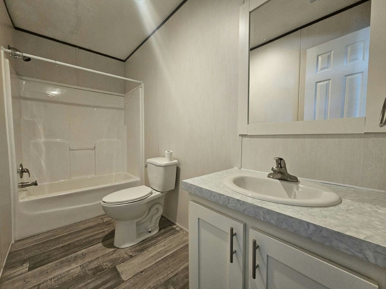 436 Suwanee Dr #2036 - Photo 7 of 8