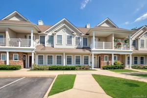 featured image of 34 Della Dr