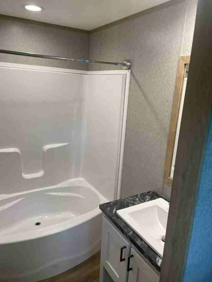 23 Mindi Ct - Photo 7 of 11