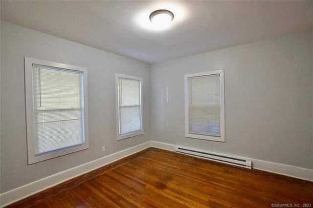 389 Orchard St - Photo 4 of 30