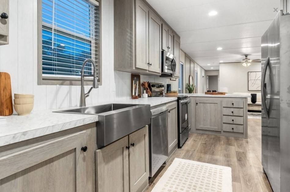 1608 Swallowtail Dr - Photo 4 of 14