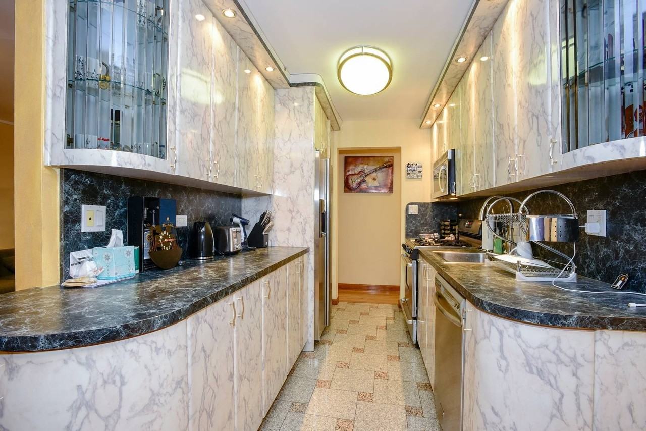 2785 Ocean Pkwy #E3 - Photo 4 of 9