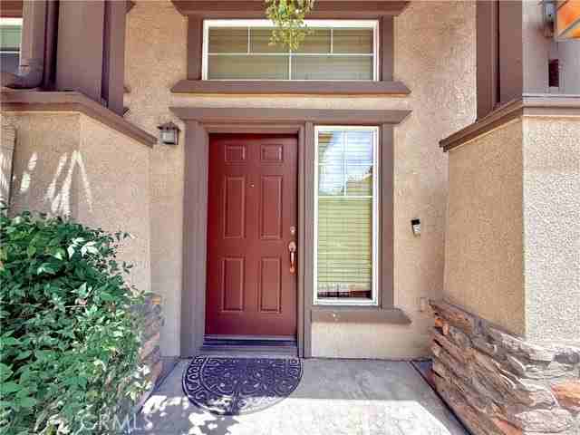 25911 Sandstone Ln - Photo 2 of 8