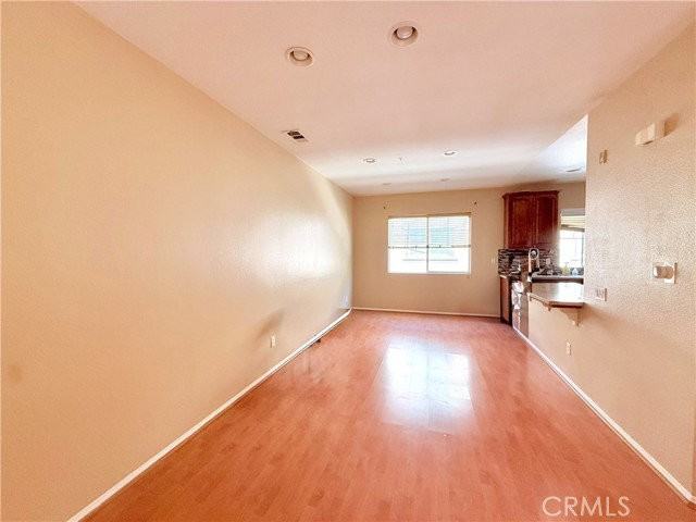 25911 Sandstone Ln - Photo 5 of 8