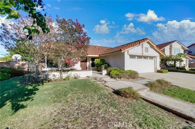 19450 Branding Iron Rd - Photo 3 of 8