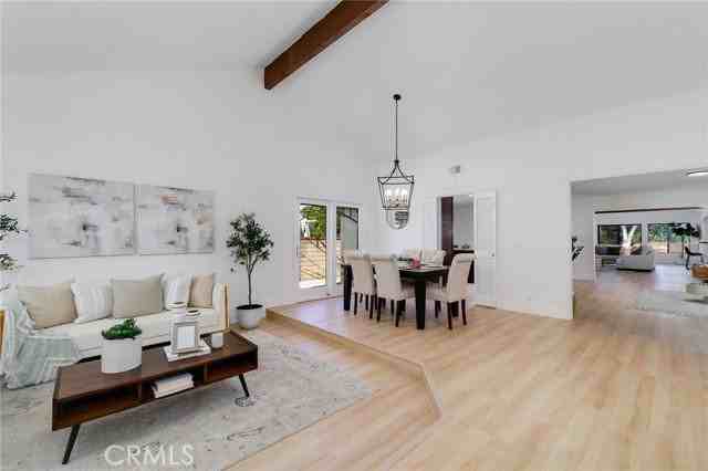 19450 Branding Iron Rd - Photo 4 of 8