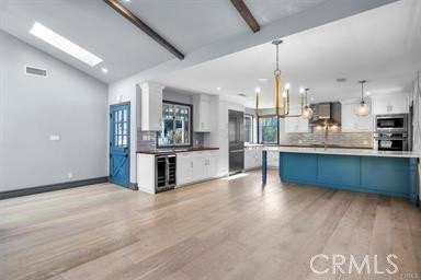 641 11th St - Photo 3 of 8