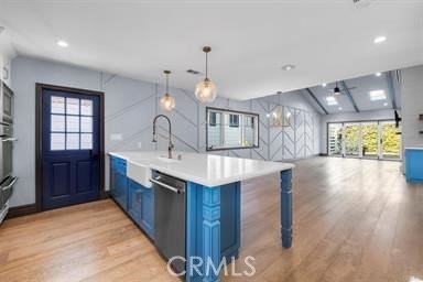 641 11th St - Photo 5 of 8