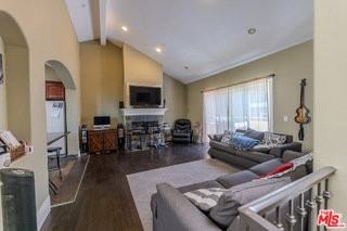 1912 Vanderbilt Ln #C - Photo 2 of 8