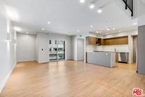 featured image of 11837 Mayfield Ave #302