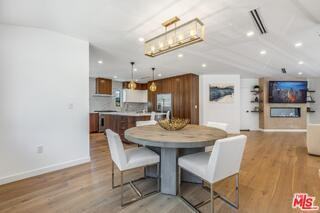 1287 Casiano Rd - Photo 4 of 7