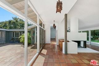 6328 Frondosa Dr - Photo 4 of 8