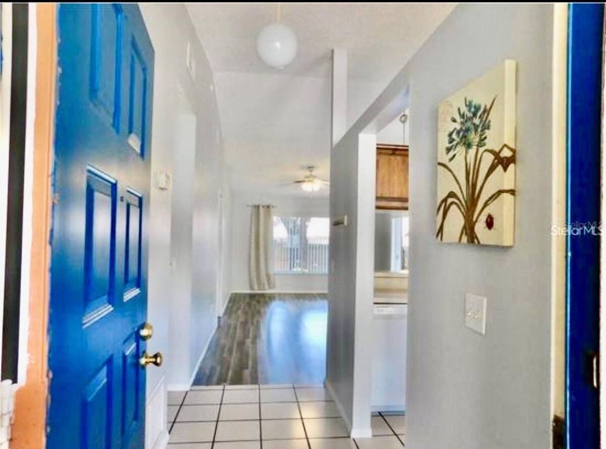 107 Shady Oak Dr - Photo 3 of 12