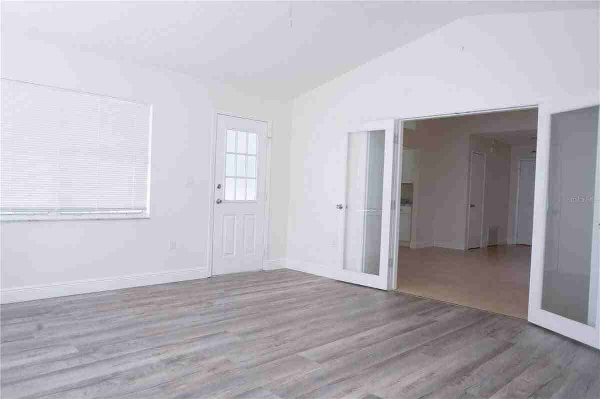 970 Amy Ridge Ct - Photo 4 of 14