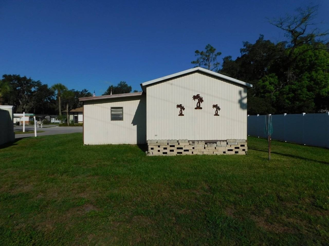 38431 Ramblewood Blvd - Photo 3 of 27