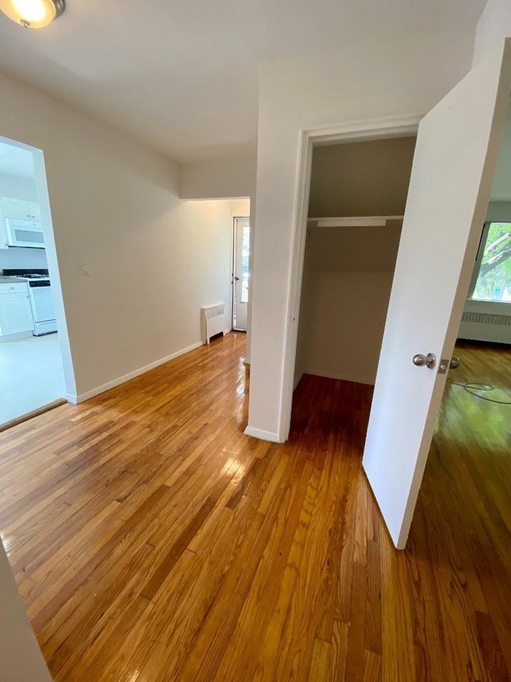 157 White Plains Rd #47C - Photo 3 of 12