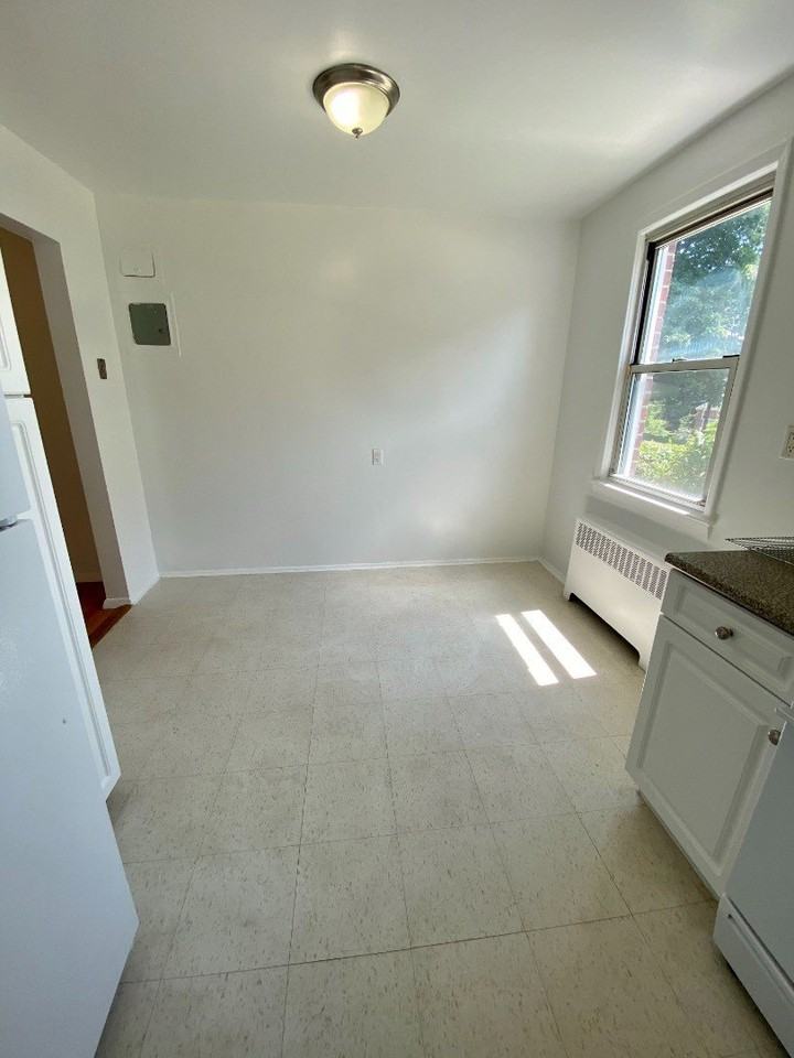 157 White Plains Rd #47C - Photo 7 of 12