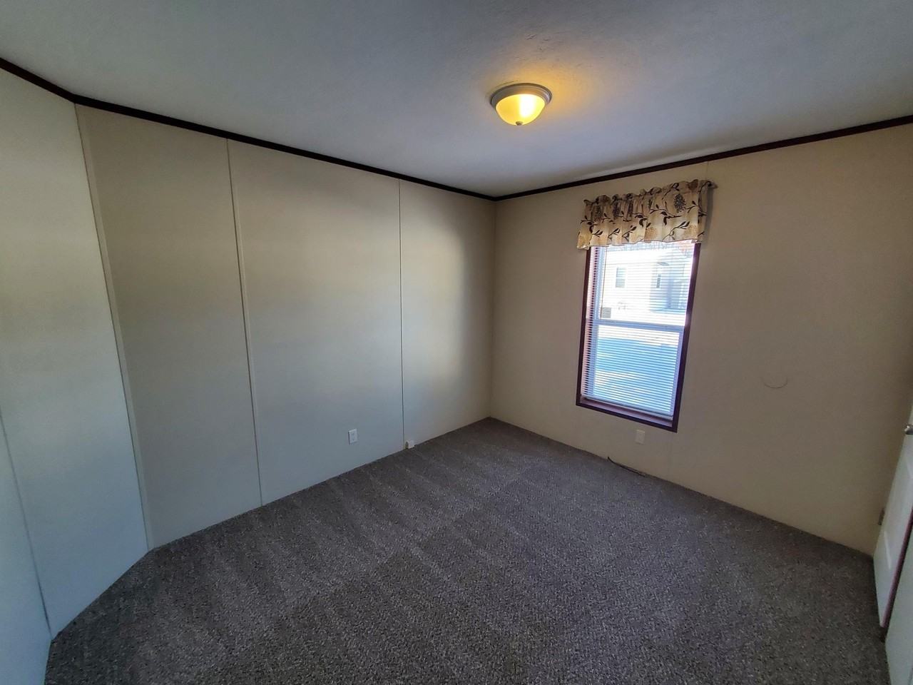 6 Mockingbird Dr #196 - Photo 4 of 10