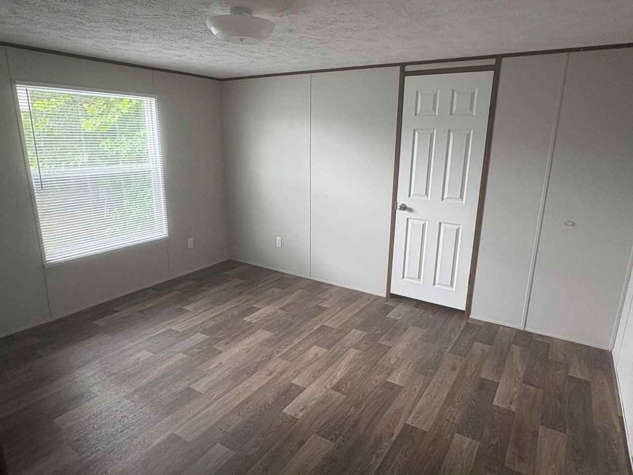 300 Pearl St #53 - Photo 4 of 6