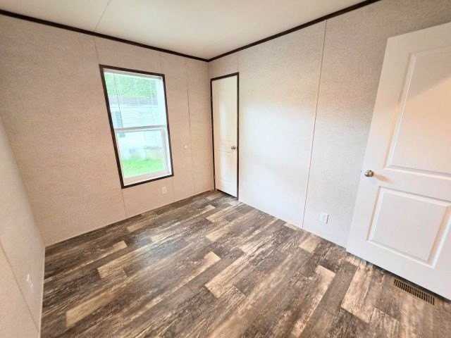 71 Harold Dr - Photo 5 of 10