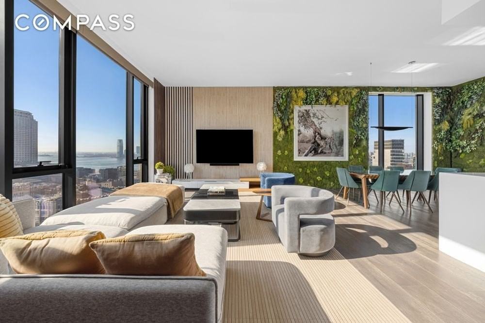 570 Broome St - Photo 2 of 22