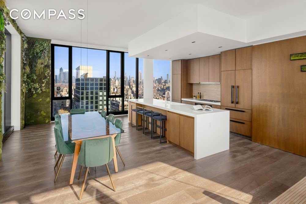 570 Broome St - Photo 5 of 22