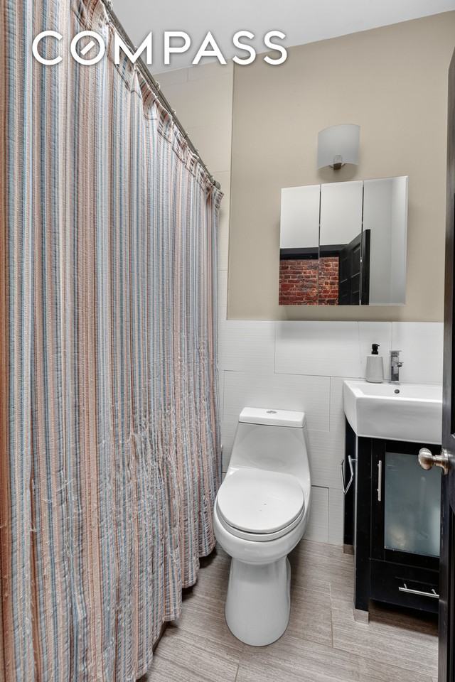 380 Herkimer St #2 - Photo 7 of 8