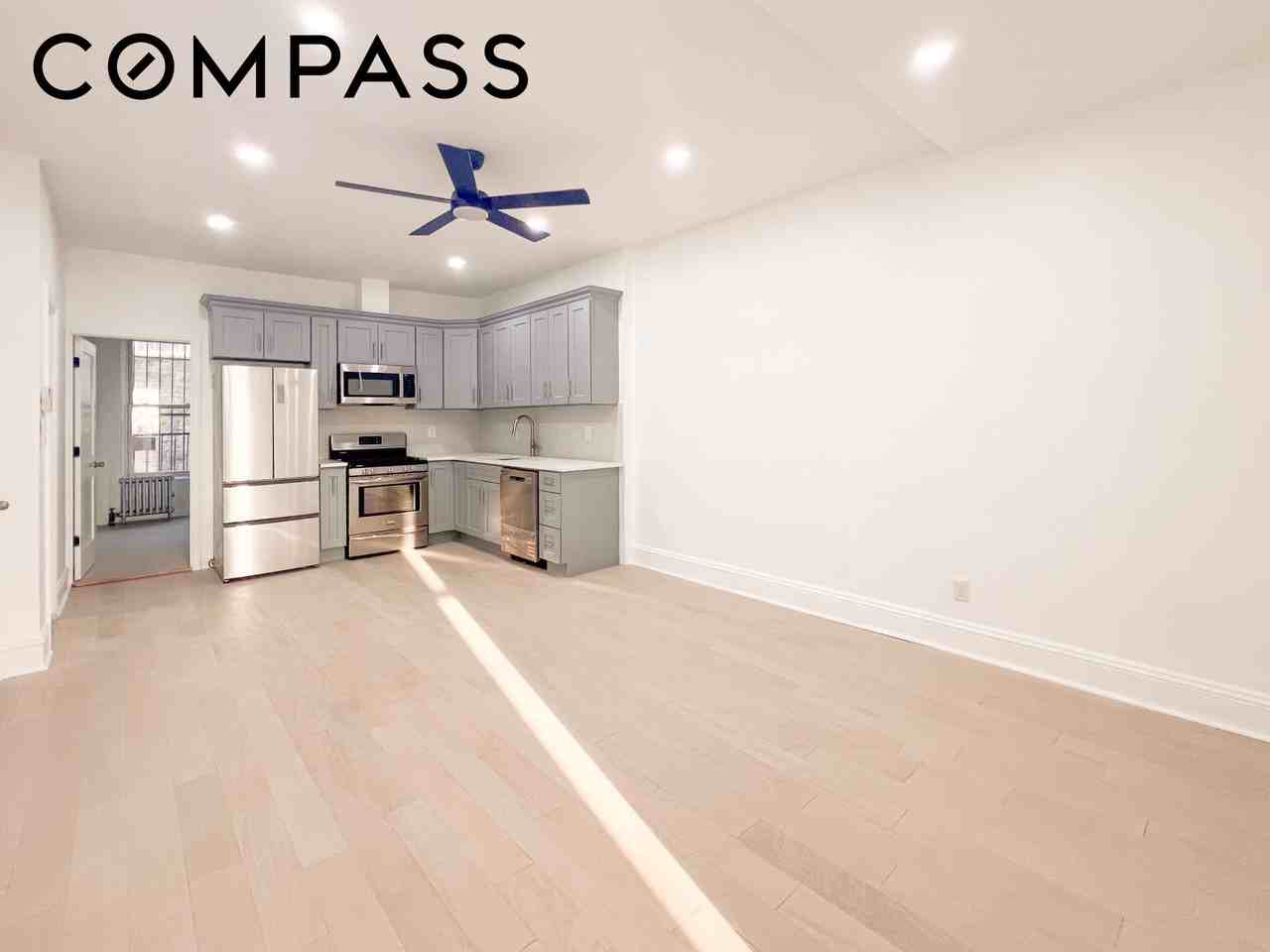 534 4th Ave #2 - Photo 3 of 8