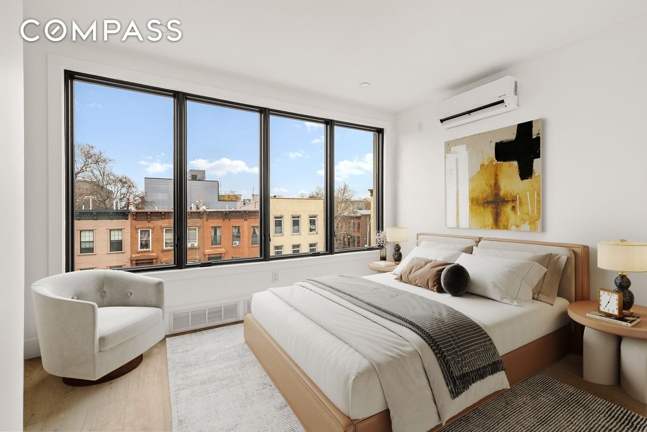 332 Quincy St #2 - Photo 6 of 11