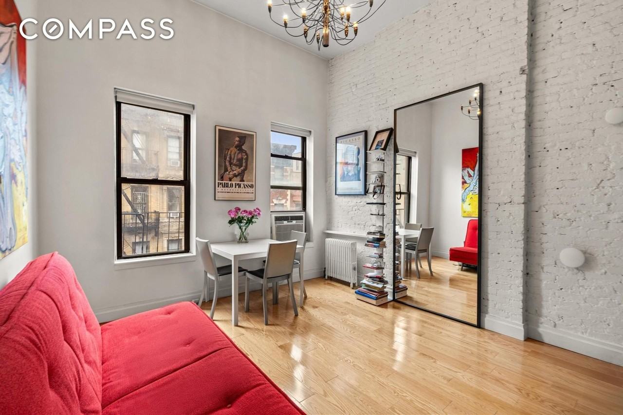 143 Sullivan St #16 - Photo 2 of 10