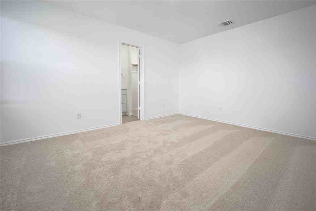 2004 Delphine Dr - Photo 5 of 23