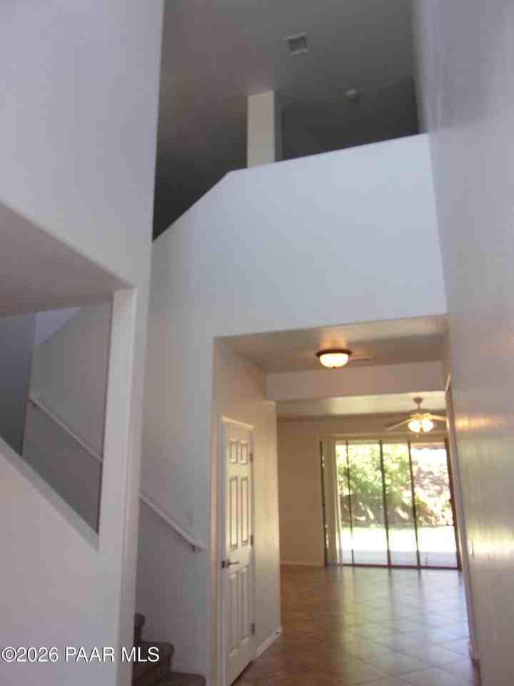 7239 E Barefoot Ln - Photo 3 of 24