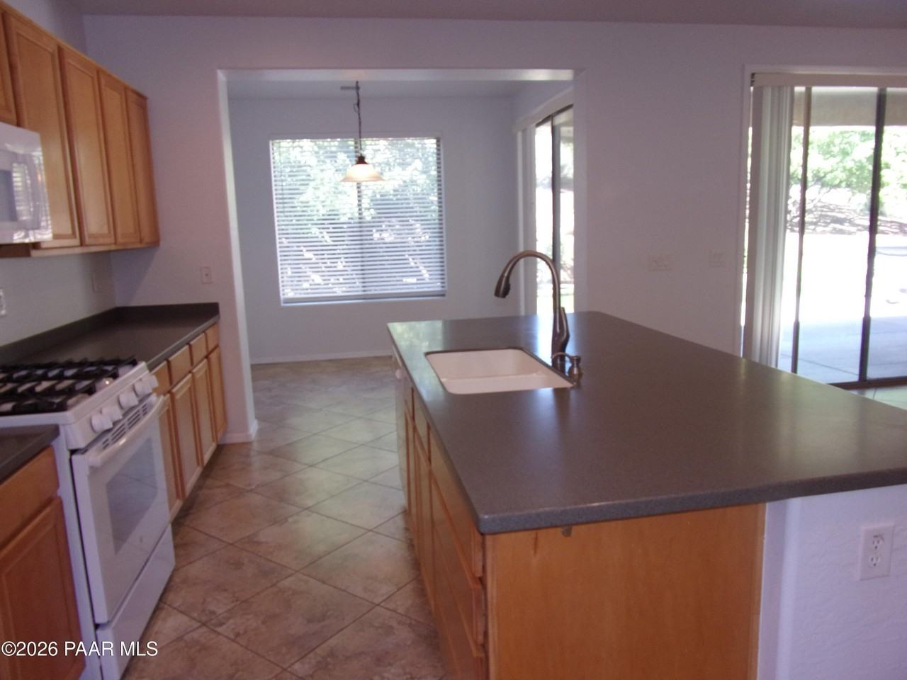 7239 E Barefoot Ln - Photo 7 of 24