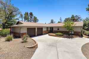 featured image of 642 Sunrise Blvd