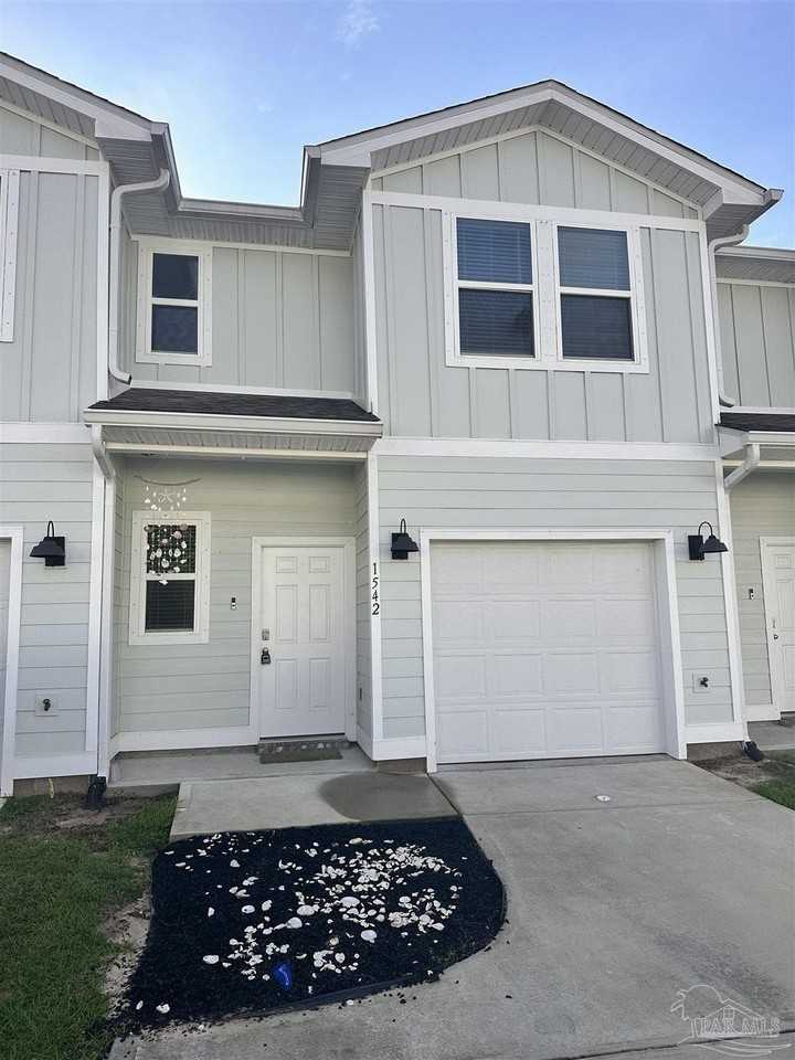 1542 Iroquois Ct - Photo 4 of 22