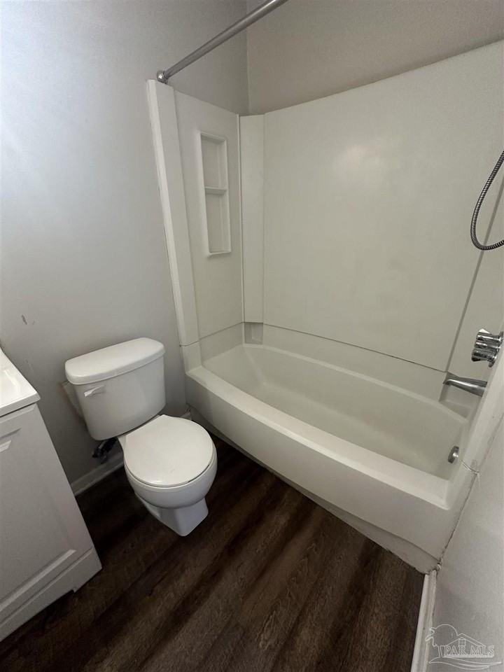 6425 Concord Way - Photo 3 of 7