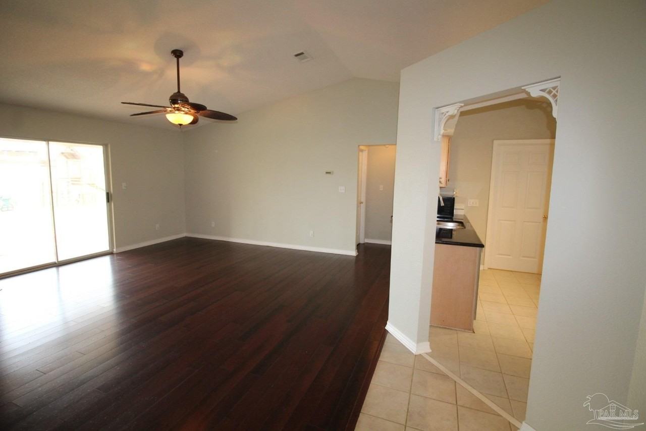 5027 Terra Lake Cir - Photo 4 of 20