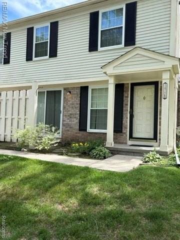 1412 Hidden Meadows Dr E #B - Photo 3 of 43