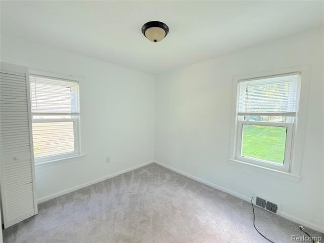 21212 Rensselaer St - Photo 6 of 11