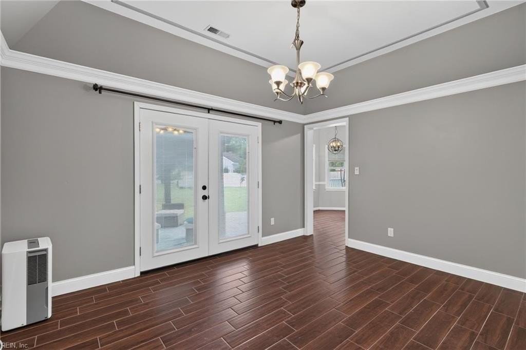 898 Gunston Ct - Photo 7 of 46